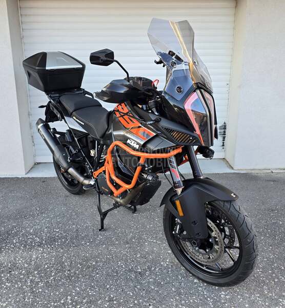 KTM Super Adventure S 1290