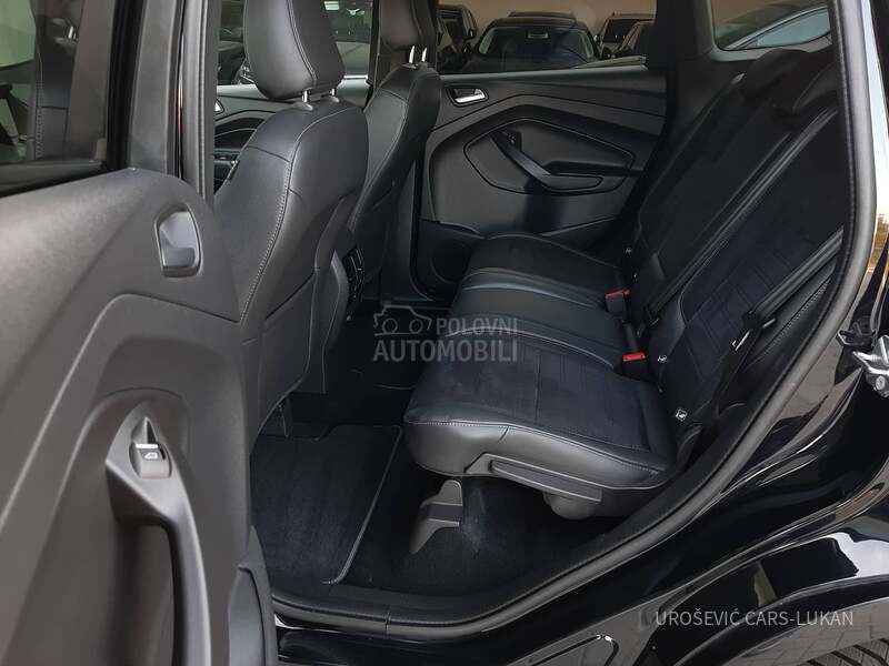 Ford Kuga ST line AWD CH