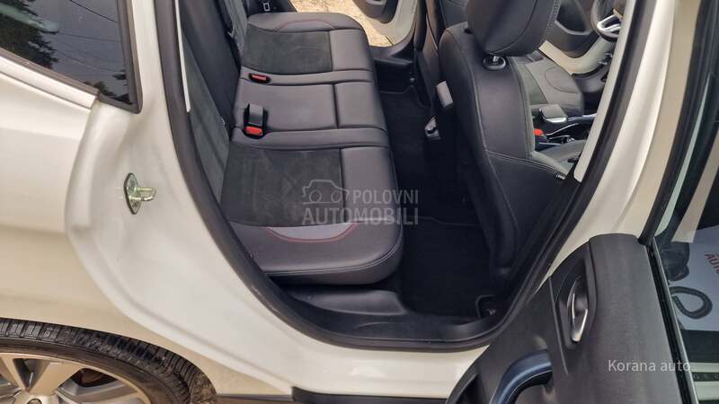 Peugeot 2008 1.6 HDI ALLURE