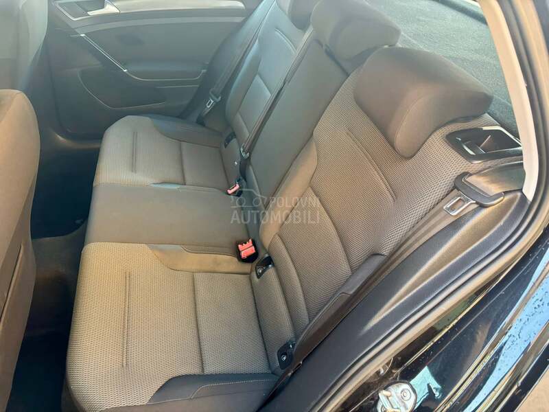 Volkswagen Golf 7 N.OV/reg/NAV
