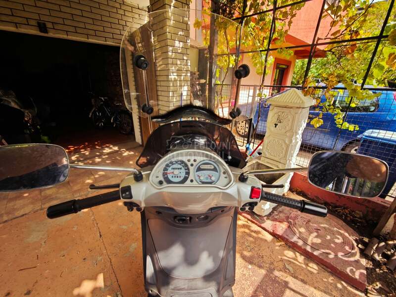 Piaggio Beverly