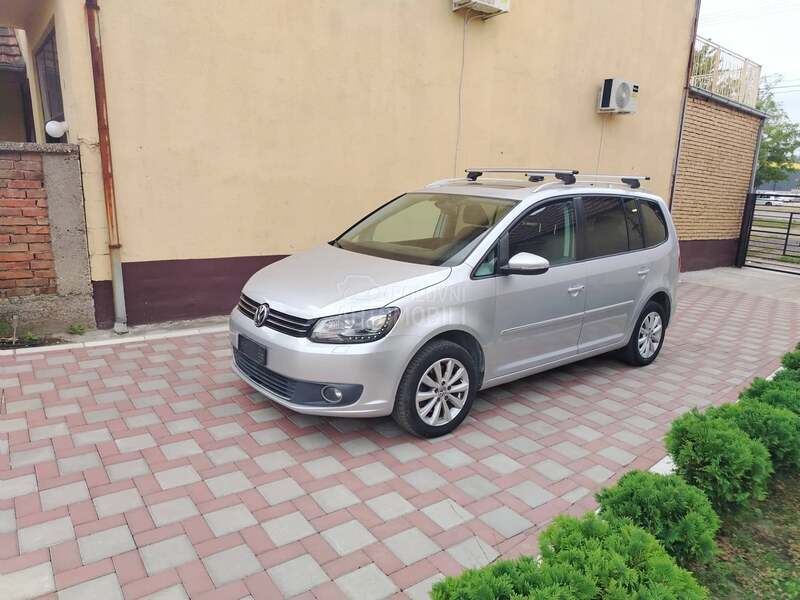 Volkswagen Touran 1,4 highline