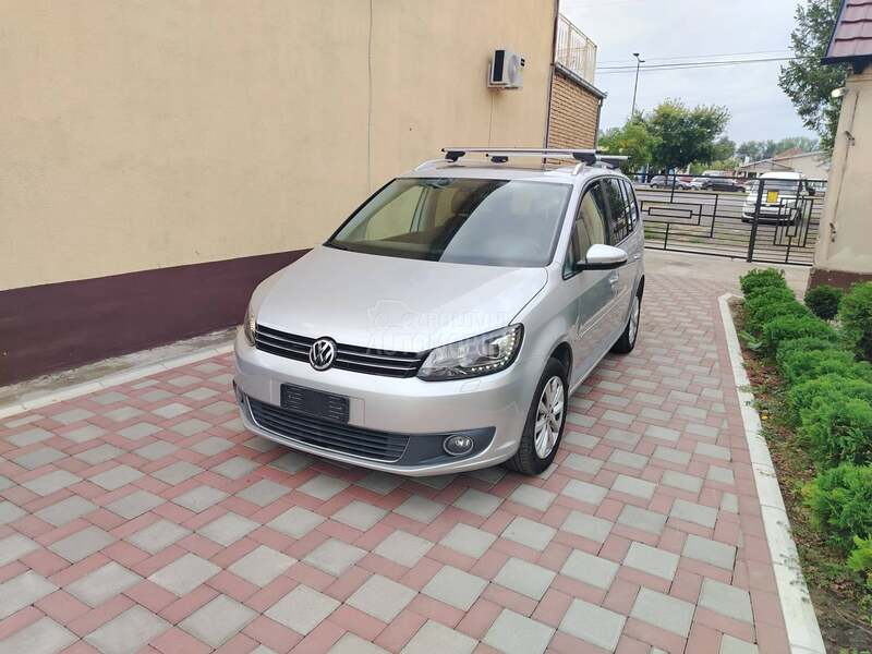 Volkswagen Touran 1,4 highline