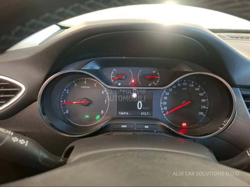 Opel Crossland X  1.2 ELEGANCE