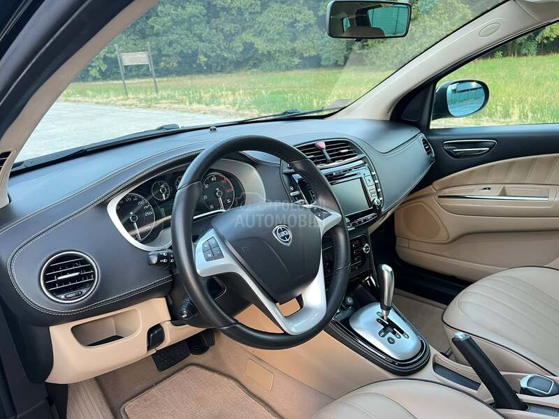Lancia Delta 1.6 Mjet Seletronic