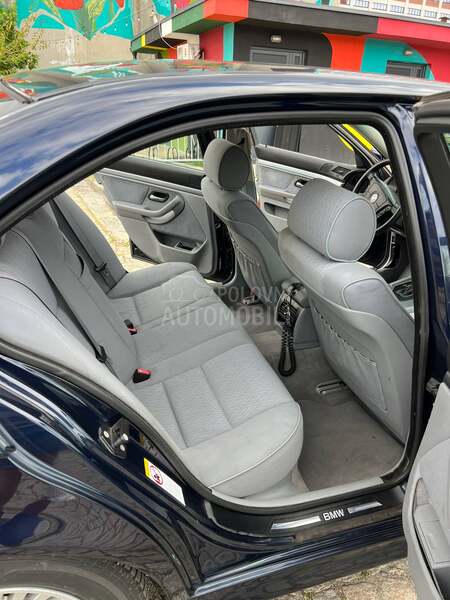 BMW 523 523i