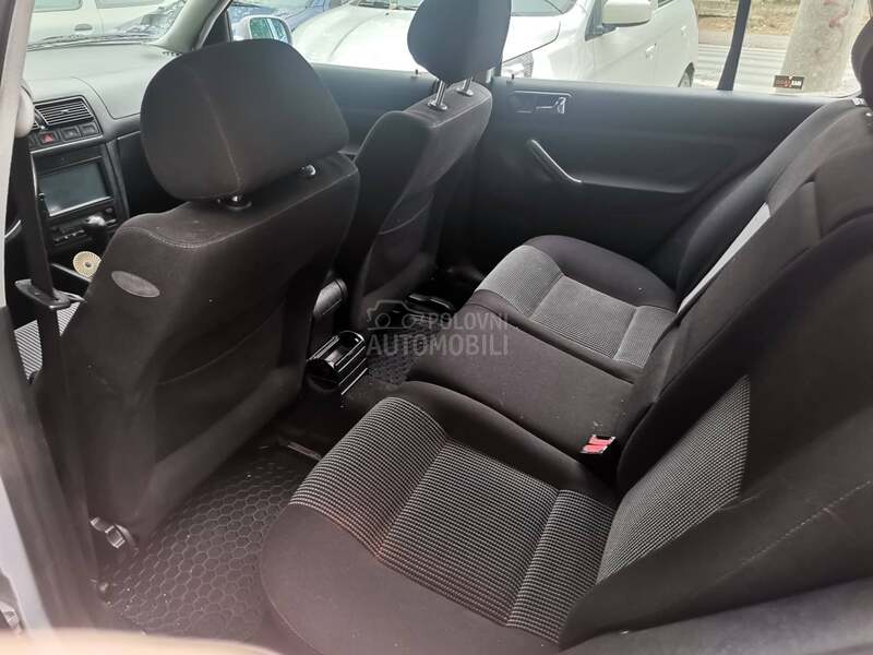 Volkswagen Golf 4 