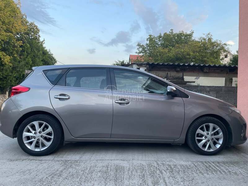 Toyota Auris 1.4 D4D