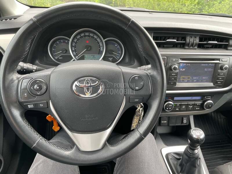 Toyota Auris 1.4 D4D