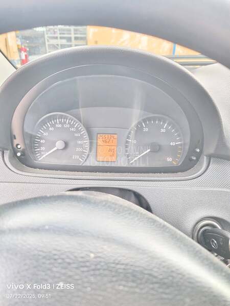 Mercedes Benz Vito 