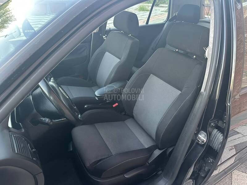 Volkswagen Golf 4 2.0//XEN//REG//