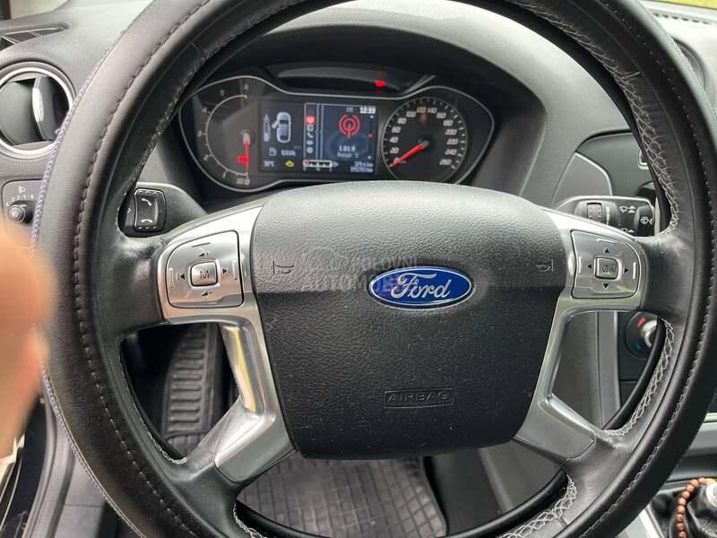 Ford Mondeo 2.0 TDCI Titanium