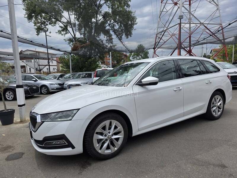 Škoda Octavia 1.5 TSI STYLE