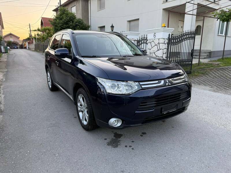 Mitsubishi Outlander 2.2D