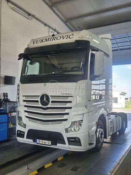 Mercedes Benz ACTROS 1845