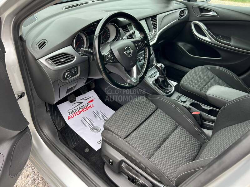 Opel Astra K NOVAA