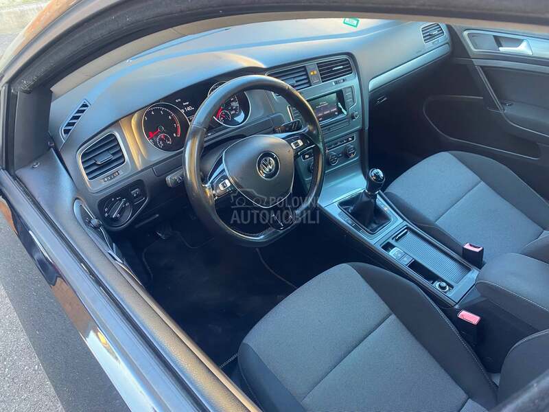 Volkswagen Golf 7 1.2 Tsi Bluemontion