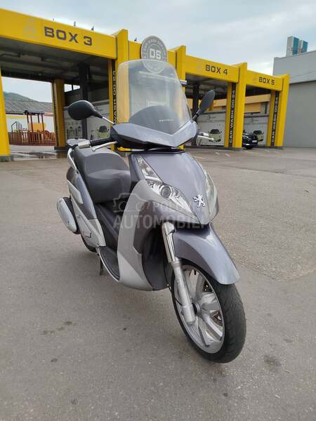 Peugeot Geopolis