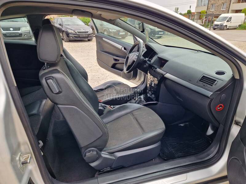 Opel Astra H 1.7
