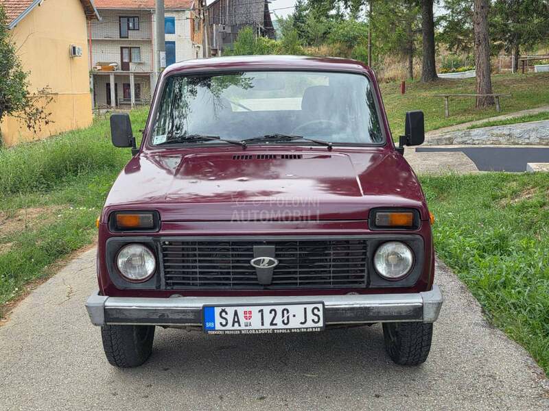 Lada Niva 1.7