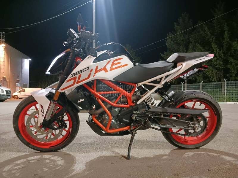 KTM Duke 390 A2