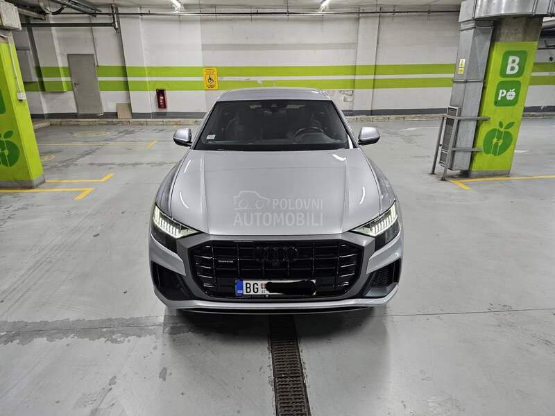 Audi Q8 
