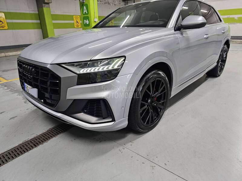 Audi Q8 