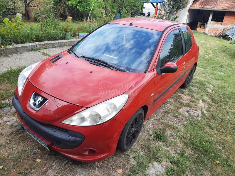 Peugeot 206 plus 