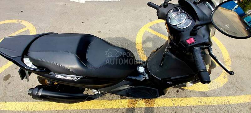 Piaggio BEVERLY 300