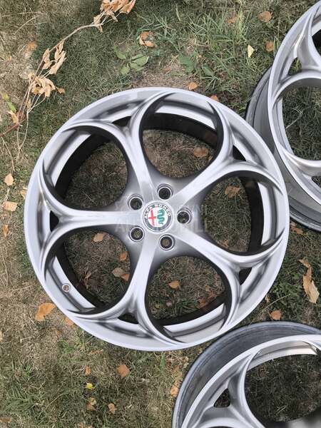 Aluminijumske felne Alfa Romeo 19" 5 x 110