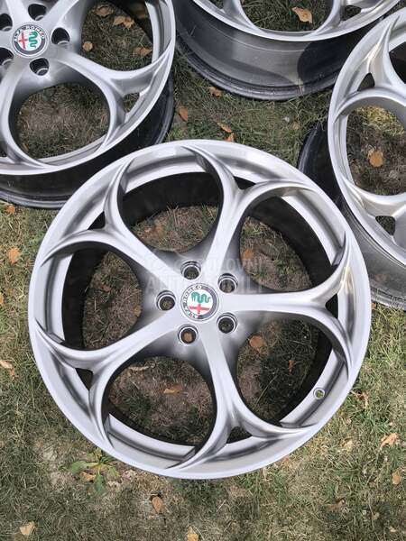 Aluminijumske felne Alfa Romeo 19" 5 x 110