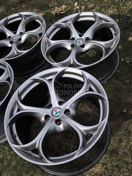 Aluminijumske felne Alfa Romeo 19" 5 x 110