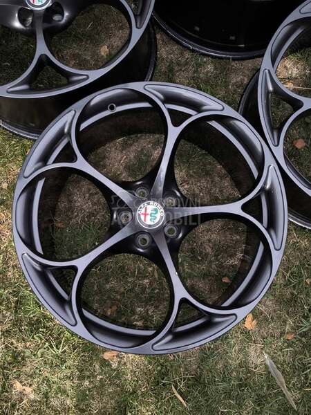 Aluminijumske felne Alfa Romeo 20" 5 x 110