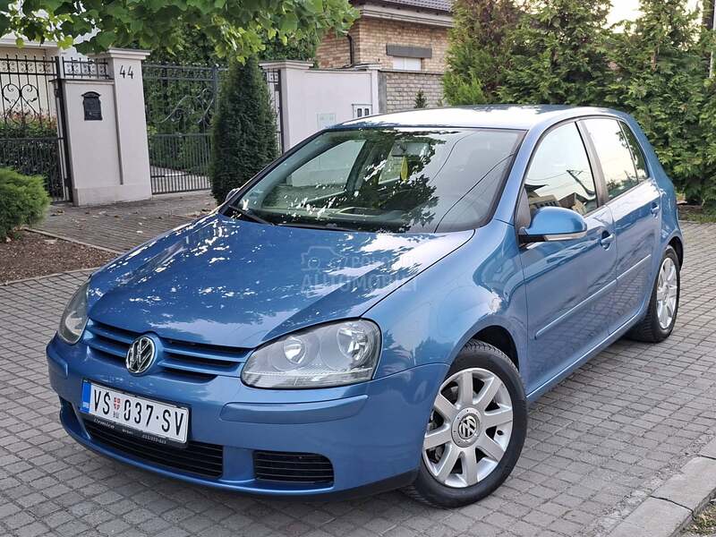 Volkswagen Golf 5 1.9 TDI   S P O R T