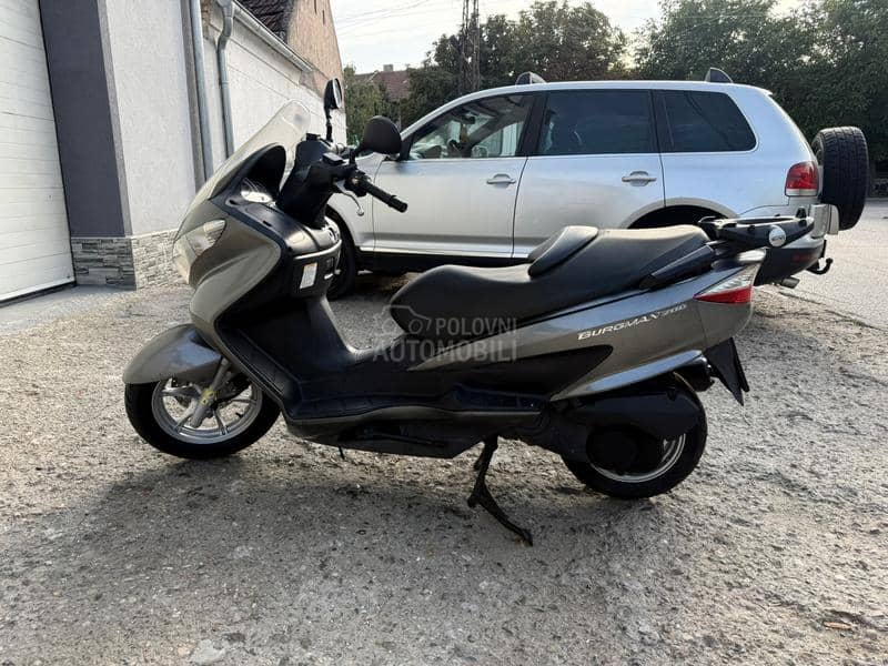 Suzuki burgman