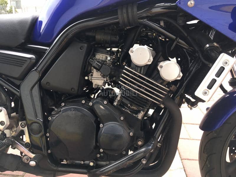 Yamaha Fazer FZS600