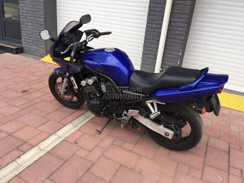 Yamaha Fazer FZS600