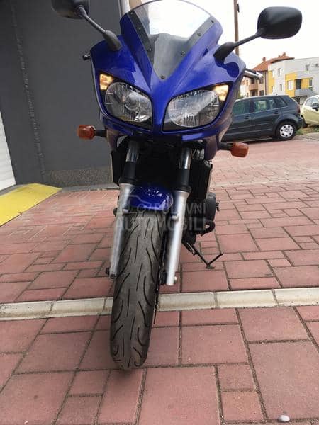 Yamaha Fazer FZS600