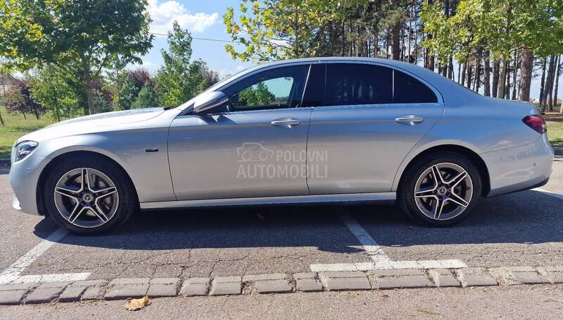 Mercedes Benz E 300 220D-HYBRID,2xAMG