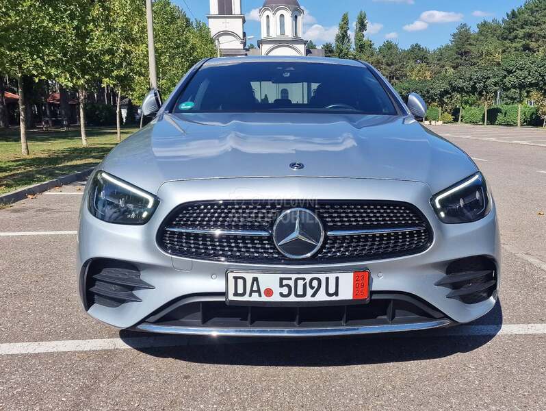 Mercedes Benz E 300 220D-HYBRID,2xAMG