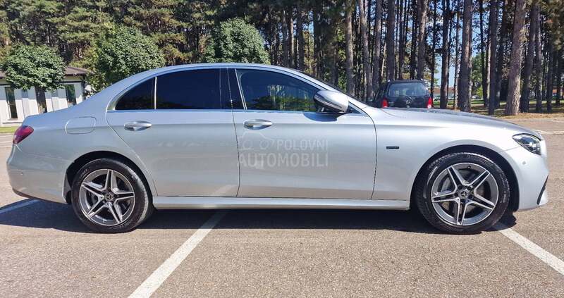 Mercedes Benz E 300 220D-HYBRID,2xAMG