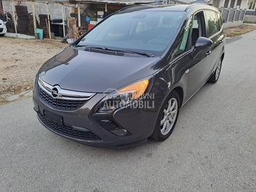 Opel Zafira 1.4 b