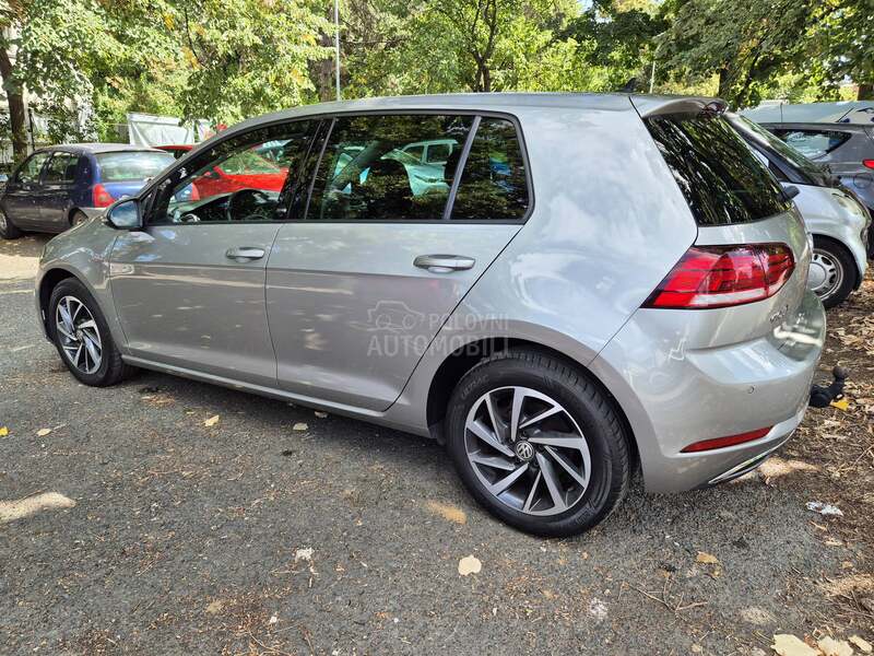 Volkswagen Golf 7 1.0 TSI