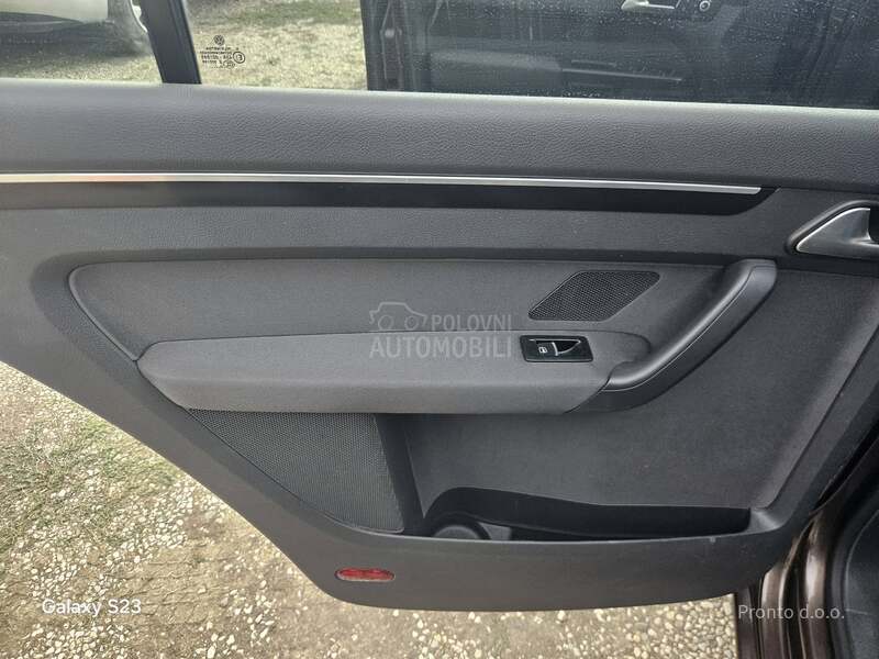 Volkswagen Touran 1.4tsi highline