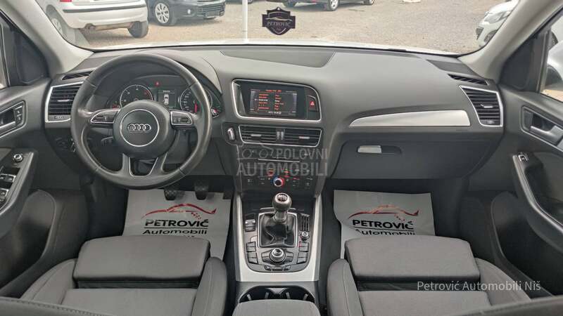 Audi Q5 2.0 TDi/LED/PANO/NAV