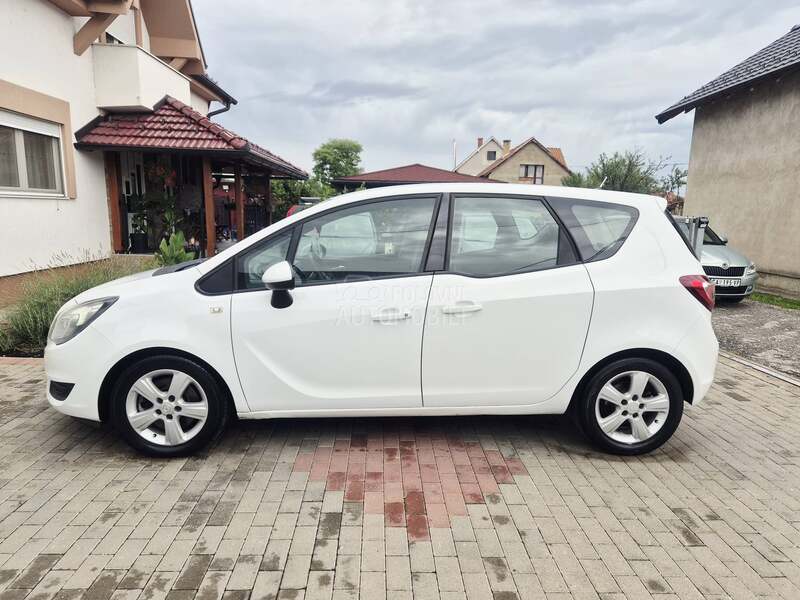 Opel Meriva 1.6 CDTI RESTYLE