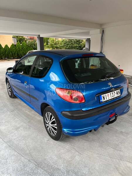 Peugeot 206 