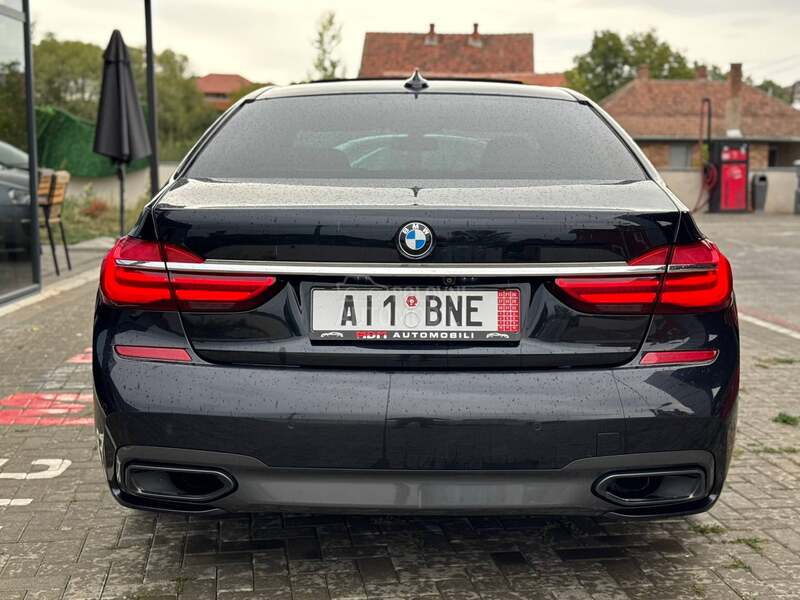 BMW 730 M/XDRIVE/CARBON