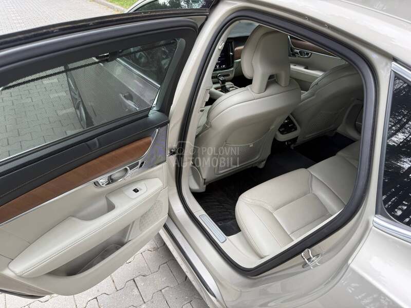 Volvo S90 D5 4WD