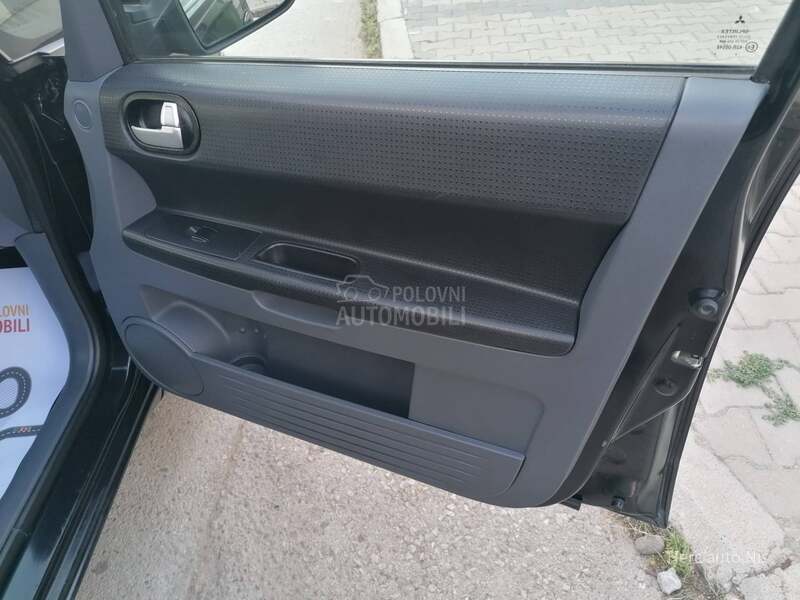 Mitsubishi Colt 1.3i CHAMPION CH